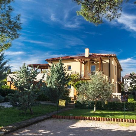 Apartmani Laura Krk Крк Экстерьер фото