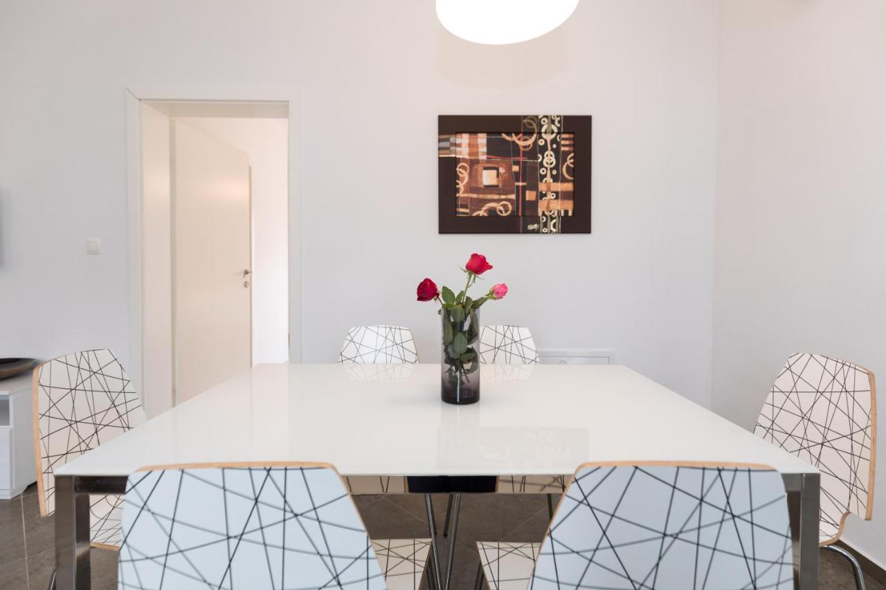 Apartmani Laura Krk Крк Экстерьер фото
