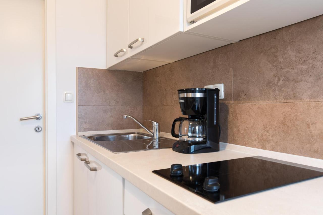 Apartmani Laura Krk Крк Экстерьер фото